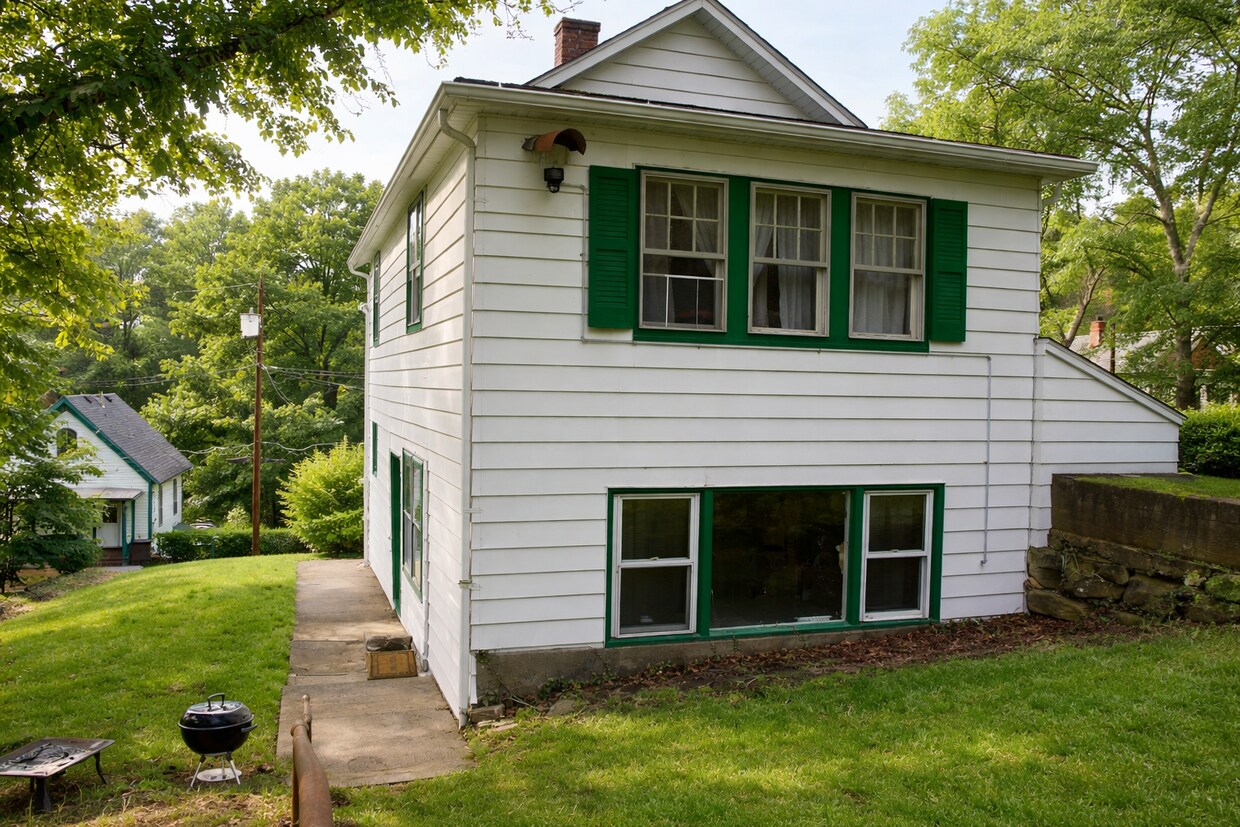 Foto del edificio - 120 N Congress St