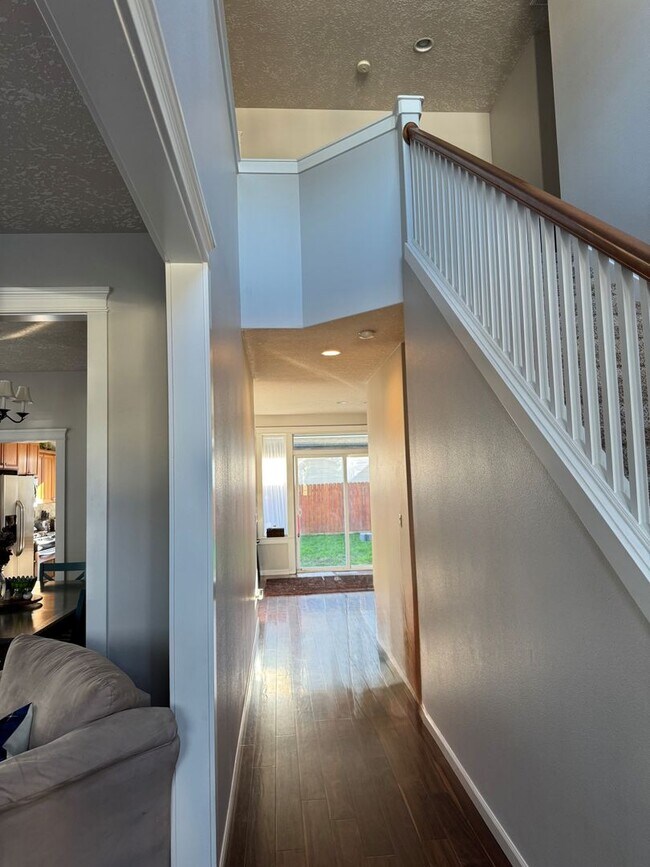 Foto del edificio - RARE! 5 Bedroom Rental Home pre-leasing for the end of February! Entertainers' Paradise - Pet Fri...