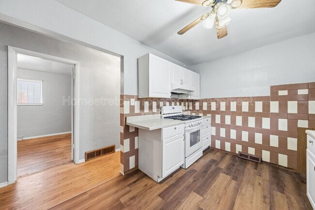 Foto del edificio - 2301 Belleview Ave