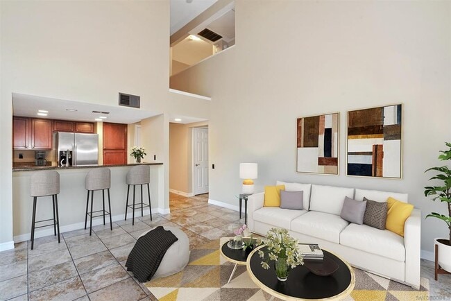 Building Photo - 15383 Maturin Dr