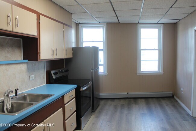 Foto del edificio - 61 Fallbrook St