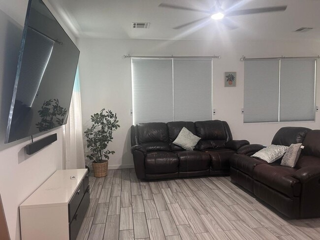 Building Photo - 6003 W Camino San Xavier