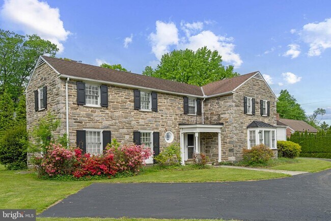 Building Photo - 504 Conshohocken State Rd