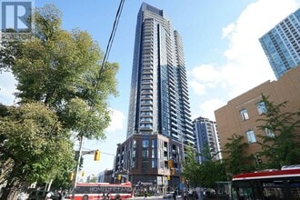 Building Photo - 159 Wellesley St E