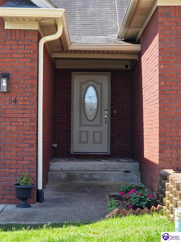 Foto del edificio - 114 Twin Lakes Dr