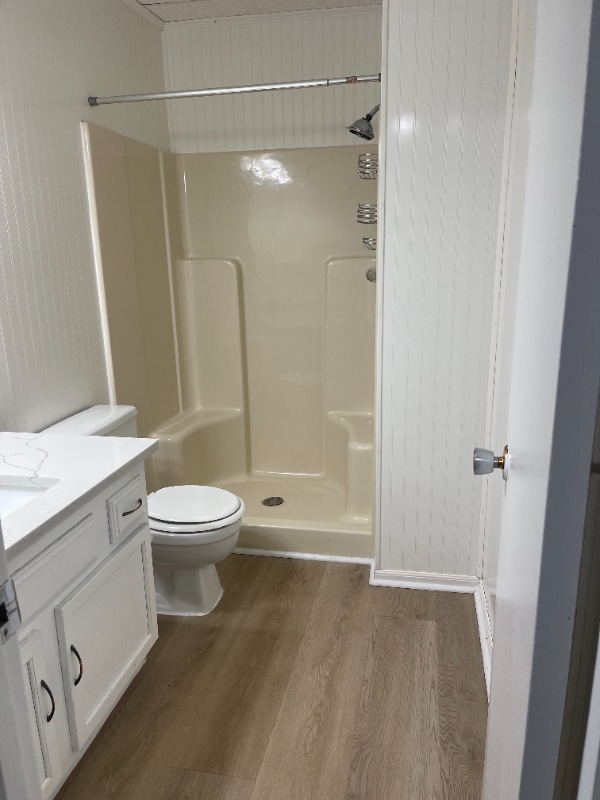 Building Photo - 352 Hollywood Cir