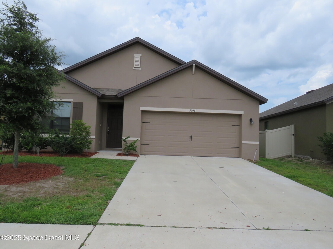 Primary Photo - 3548 Loggerhead Ln