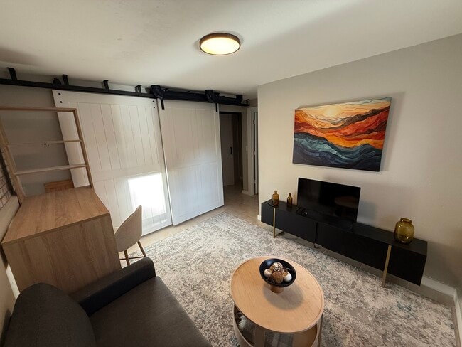 Foto del edificio - 805 Heather Dr