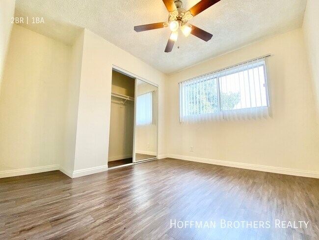 Foto del edificio - 4127 Monroe St