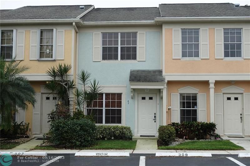 47 Whitehead Cir, Weston, FL 33326 Townhome Rentals in Weston FL