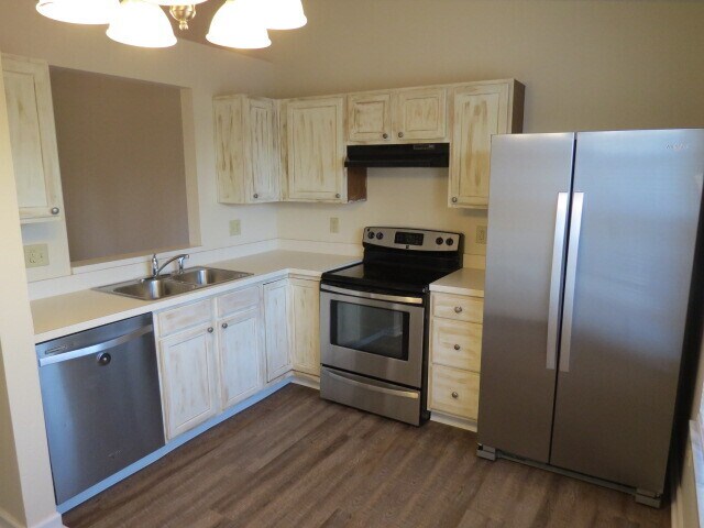 Foto del edificio - 4018 Cailin Dr