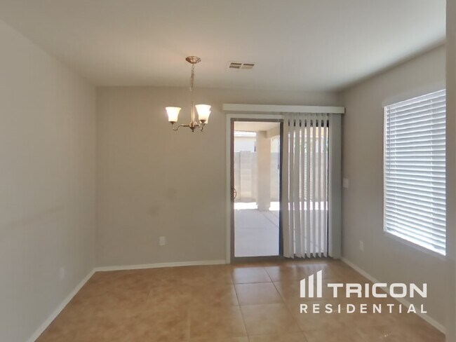 Foto del edificio - 6837 W Gary Way