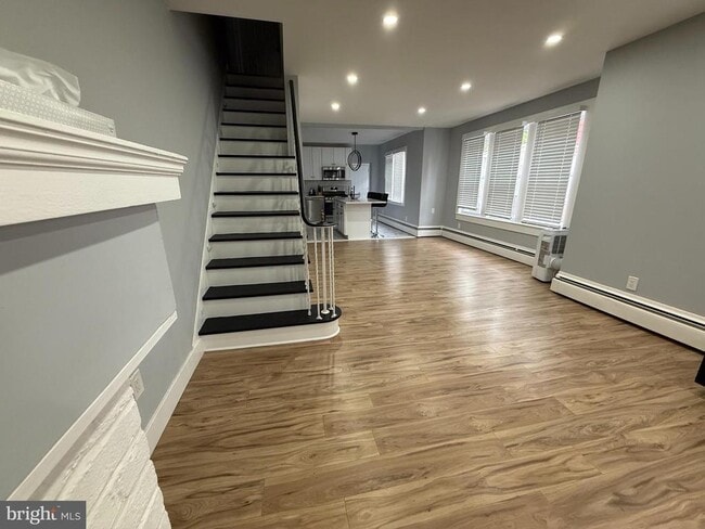 Foto del edificio - 129 Clearfield Ave