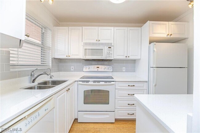 Building Photo - 100 Forest Lakes Blvd