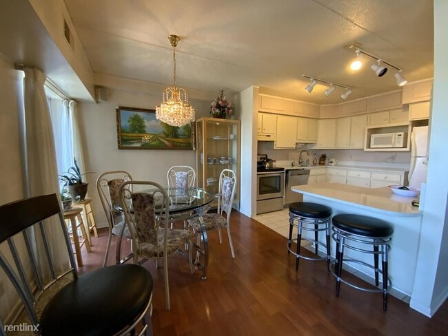 Building Photo - 4406 Charlemagne Cir