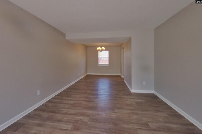 Foto del edificio - 308 May Oak Rd
