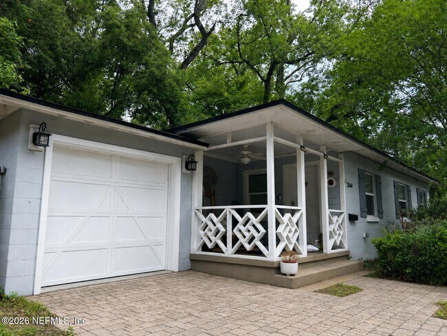 Foto del edificio - 2844 Cherokee Cir S
