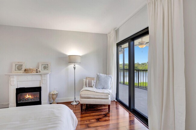 Foto del edificio - 3605 S Ocean Blvd