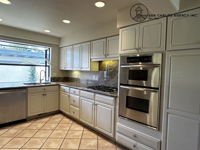 Building Photo - Three Bedroom Remodeled Carmel Valley Ranc...