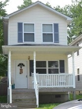 Building Photo - 3811 7th St
