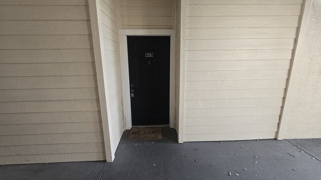 Building Photo - 2600 Robert Trent Jones Dr