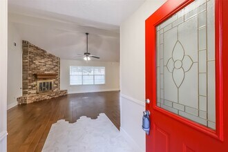 Building Photo - 2026 Briar Ridge Dr