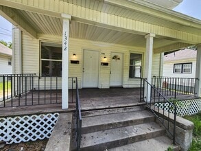 Building Photo - 1342 N Broadway Ave