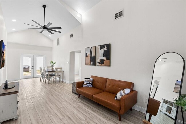 Foto del edificio - 4920 30th Ave N