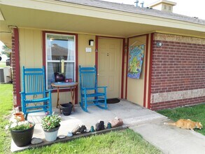 Building Photo - 1400 W Somerville St