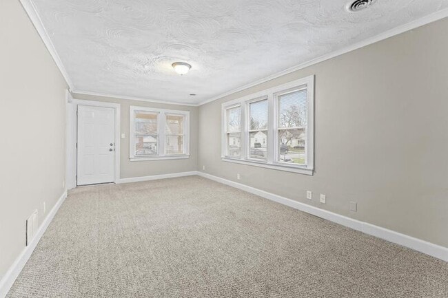 Foto del edificio - 8638 Cadillac Ave