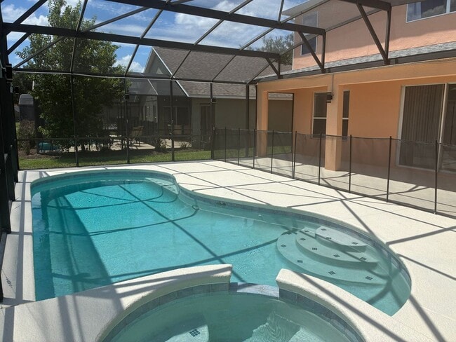 Foto del edificio - 2641 Emerald Island Blvd