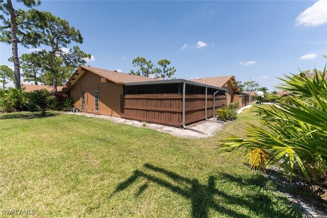 Foto del edificio - 5620 Foxlake Dr