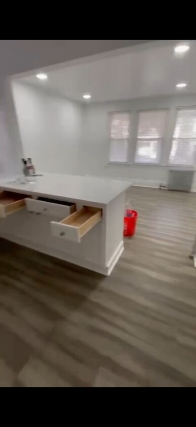 Foto del edificio - 58 Cedar Ave