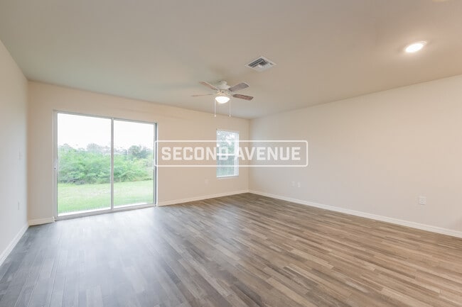 Building Photo - 3314 63rd ST W