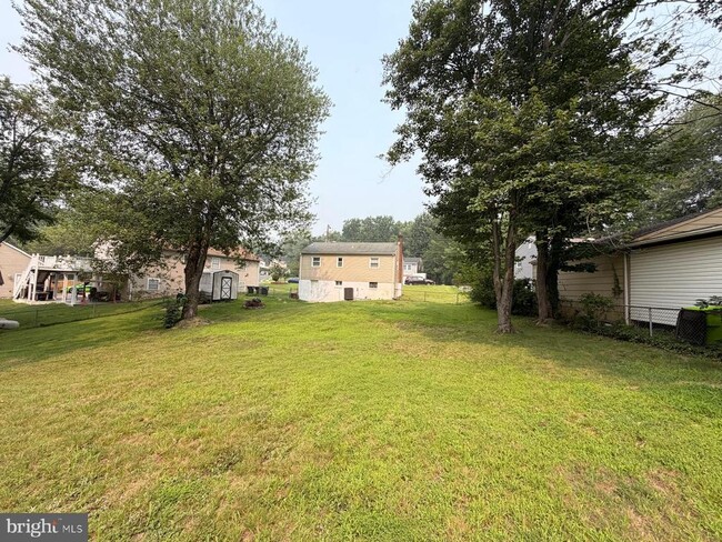 Building Photo - 13435 Greenacre Dr