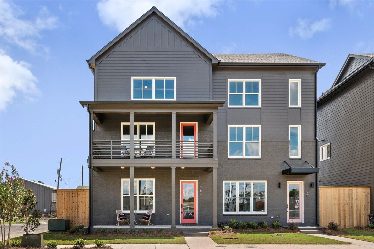 Primary Photo - 3 bedroom, 3 bath in midtown built in 2023