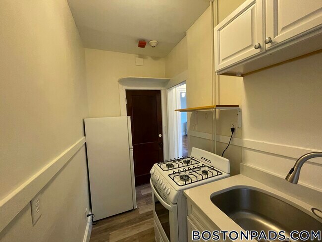 Foto del edificio - 163 Summer St