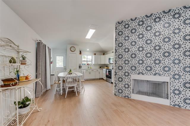 Building Photo - 2309 Ember Lee Dr