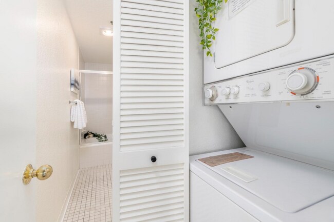 Photo - 201 Harrison St Apartment