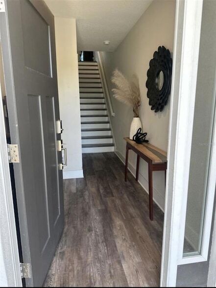 Foto del edificio - 1249 Savona Dr