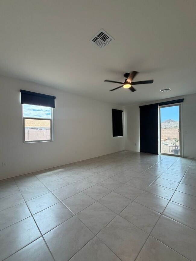 Foto del edificio - 6392 S Torden Wy