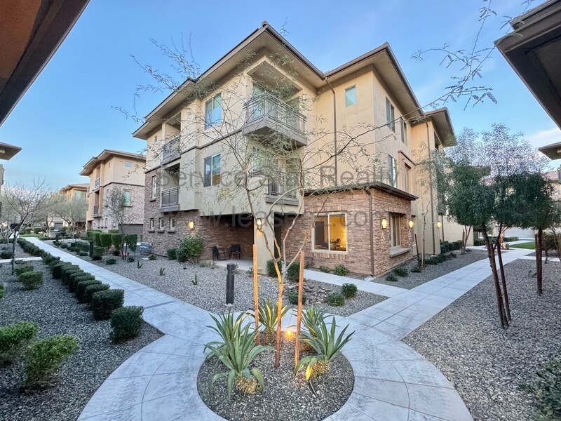 Foto principal - 17850 N 68th St