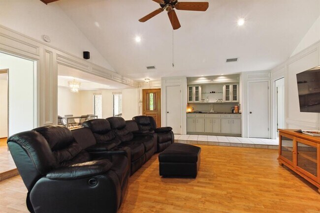 Building Photo - 11602 Chelsea Moor Cove