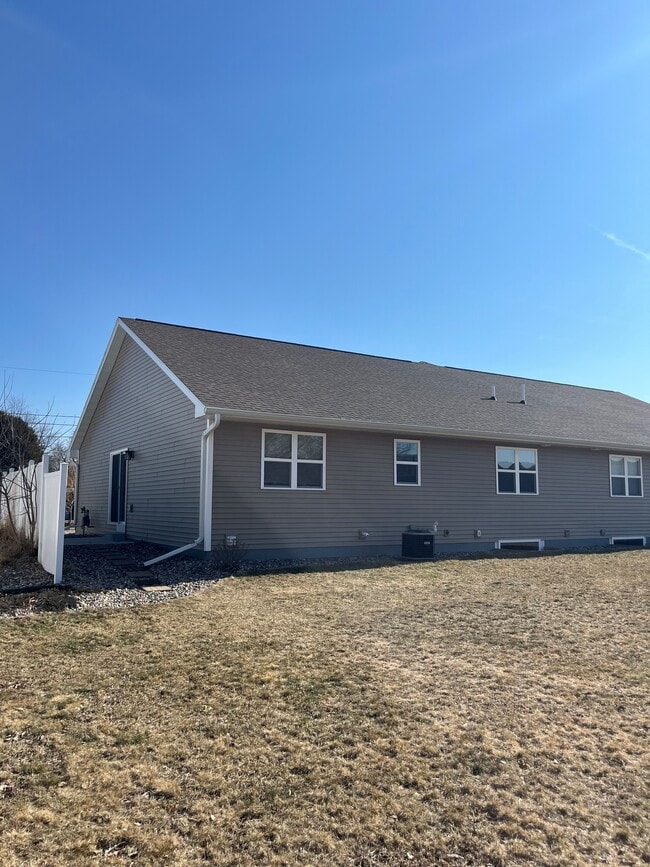 Building Photo - 227402 Dove Ave