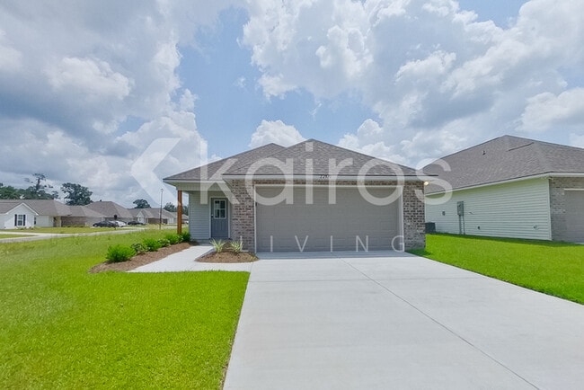 Building Photo - 22870 Balsam Dr