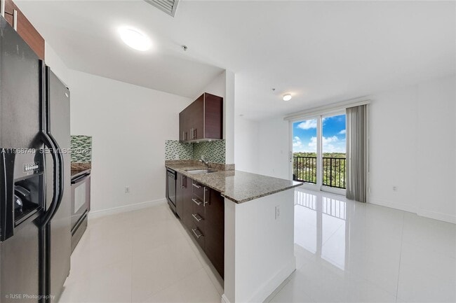 Foto del edificio - 2701 SW 3rd Ave