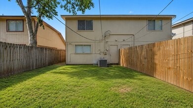 Building Photo - 6702 Tamar Dr