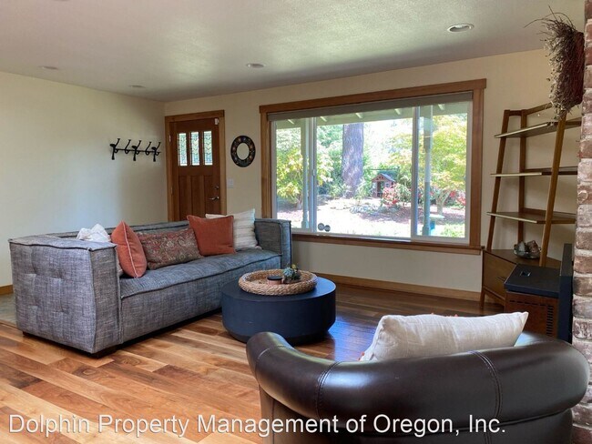 Foto del edificio - 3 br, 2 bath House - 5222 Hilltop Drive