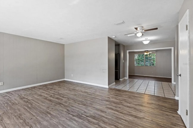 Foto del edificio - 3238 NW 52nd Pl