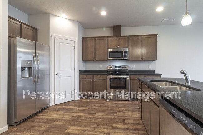 Building Photo - 5832 NE 56th Place